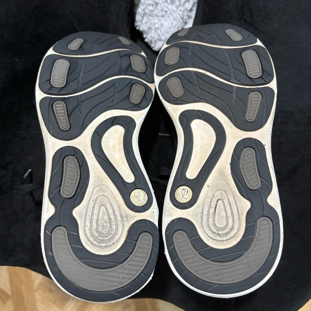 lululemon athletica Women’s Black and Gray Athletic Tennis Shoes Sneakers